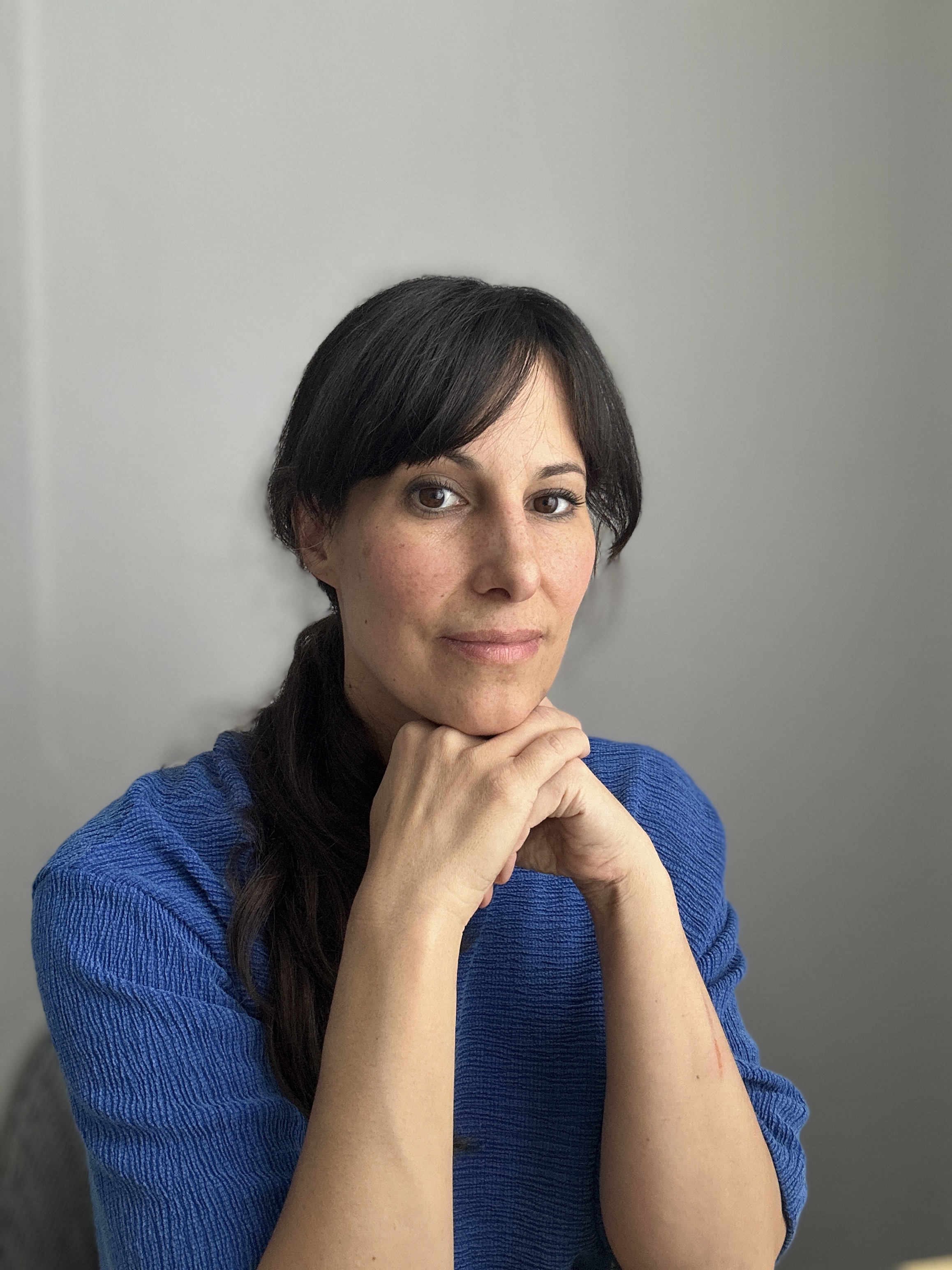 Julia Lauer in der Arbeit